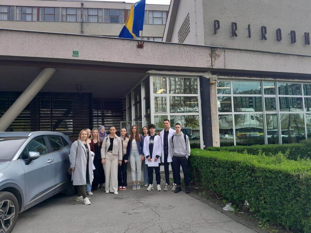 Posjeta Prirodno-matematičkom fakultetu u Sarajevu  | Treća gimnazija Sarajevo