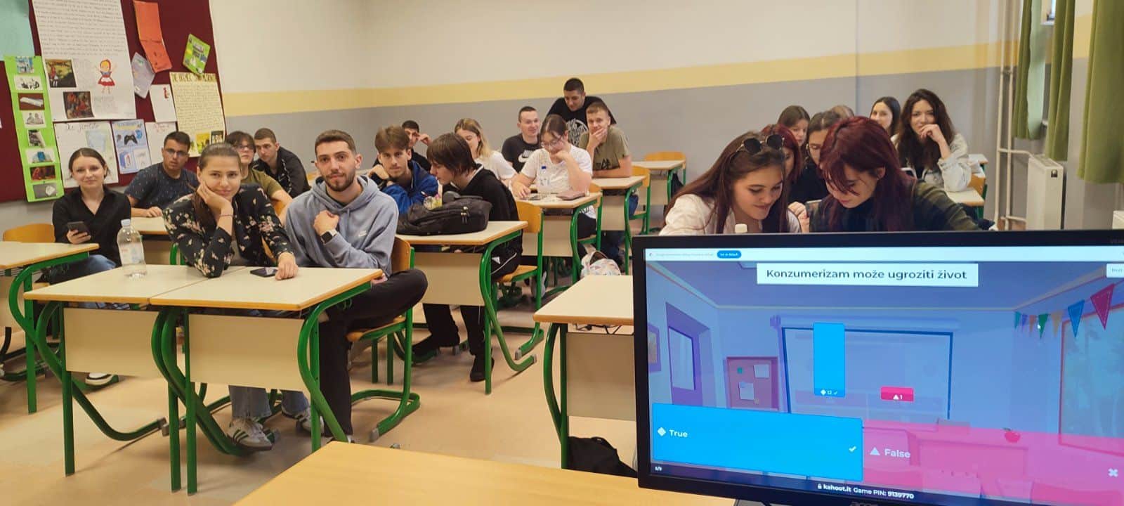 Edukacija učenika o konzumerizmu „Živimo po mjeri“ | Treća gimnazija Sarajevo