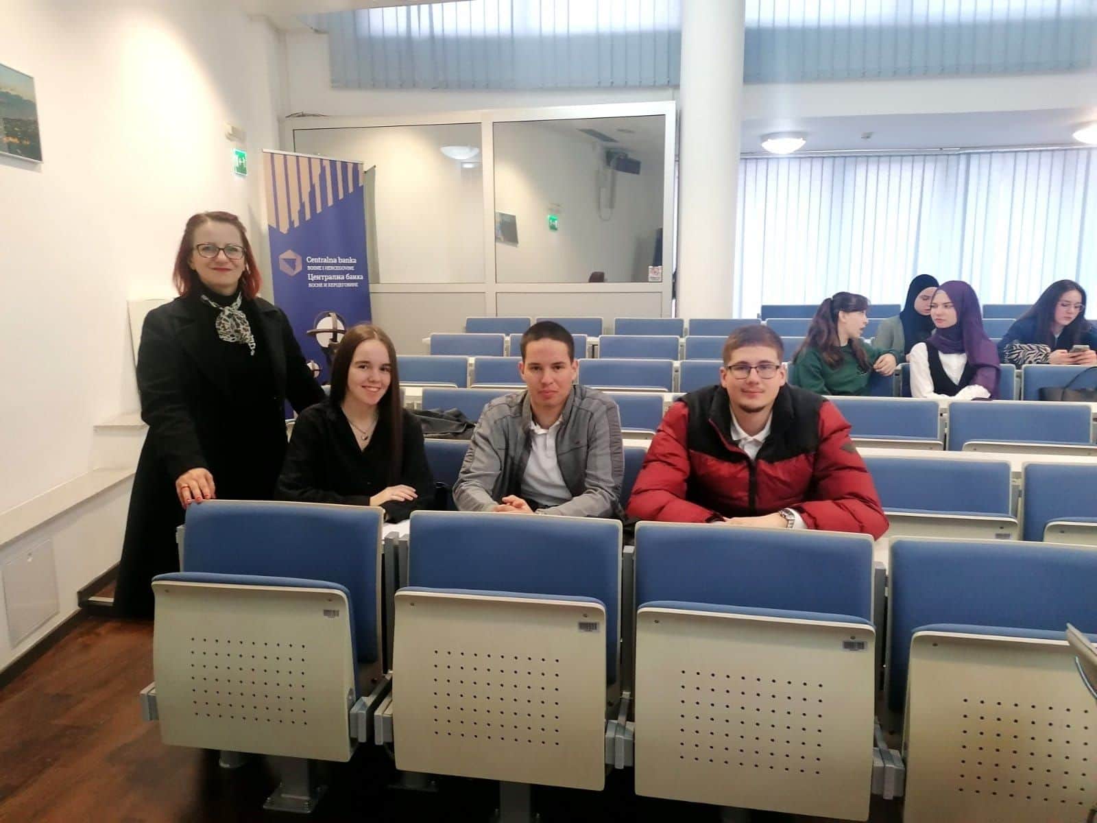 Debatno takmičenje: „Svjetska sedmica novca“ | Treća gimnazija Sarajevo