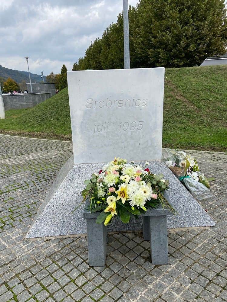 Posjeta Memorijalnom centru Srebrenica | Treća gimnazija Sarajevo